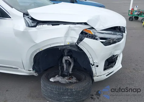 2022 Volvo Xc90 Recharge Plug-In Hybrid T8 Inscription 6 Passenger from USA, damaged, VIN YV4BR00L8N1812959